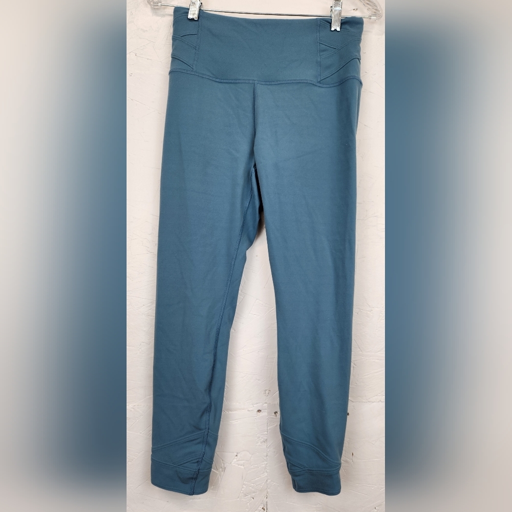 Athleta Elation Pirouette 7/8 Tight-Riviera Blue-Size M